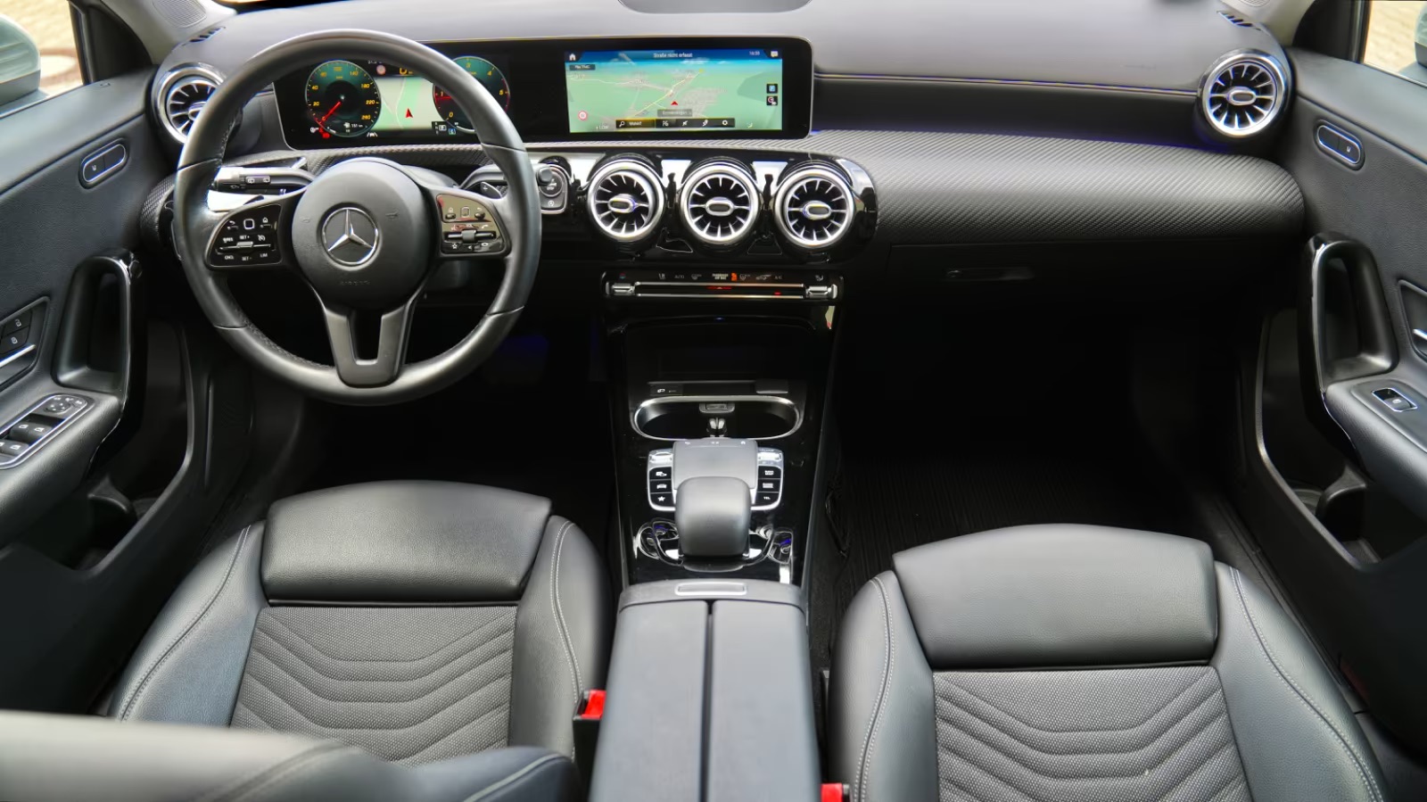 Mercedes-Benz A 180D - Image 11