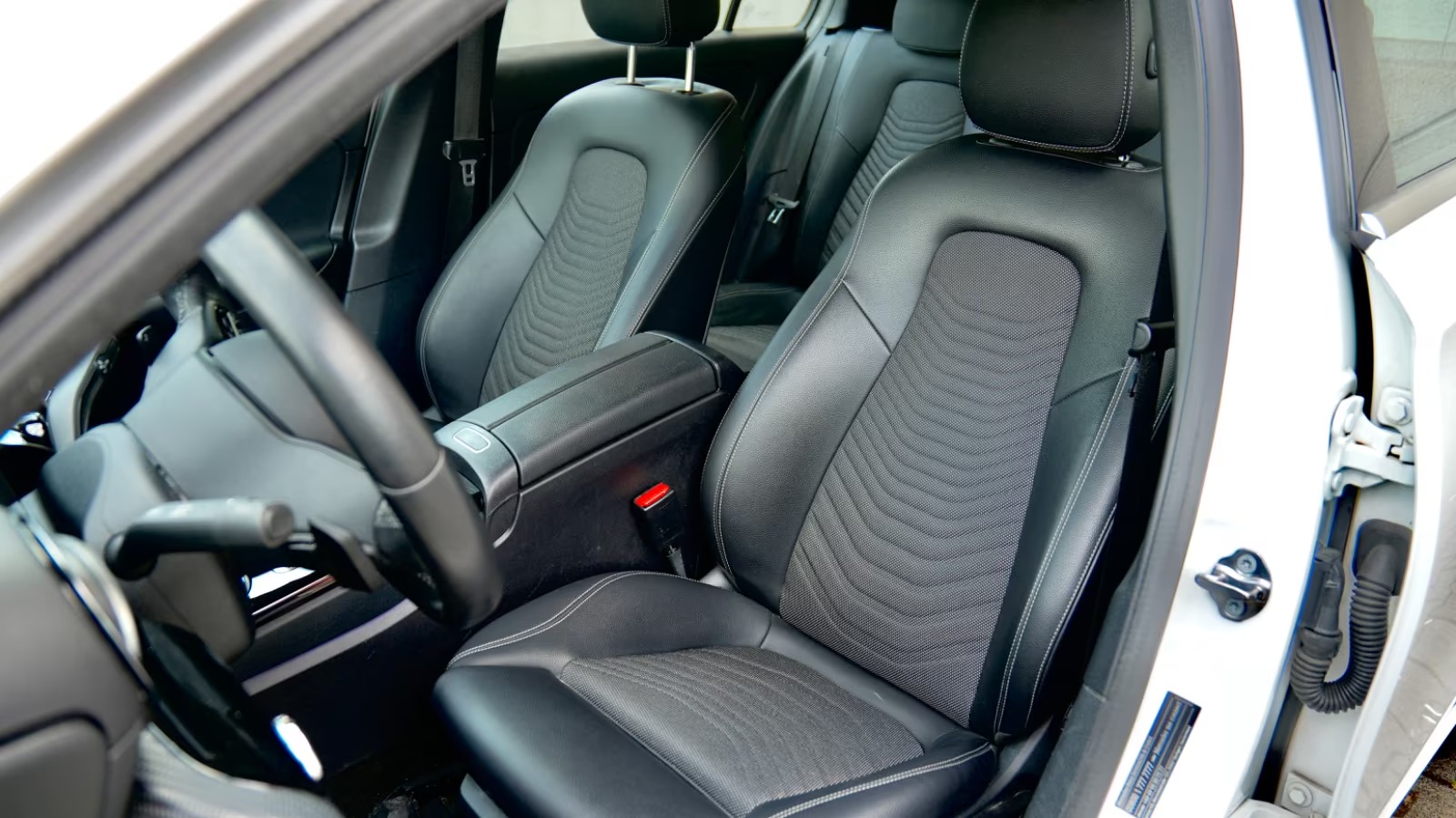 Mercedes-Benz A 180D - Image 14