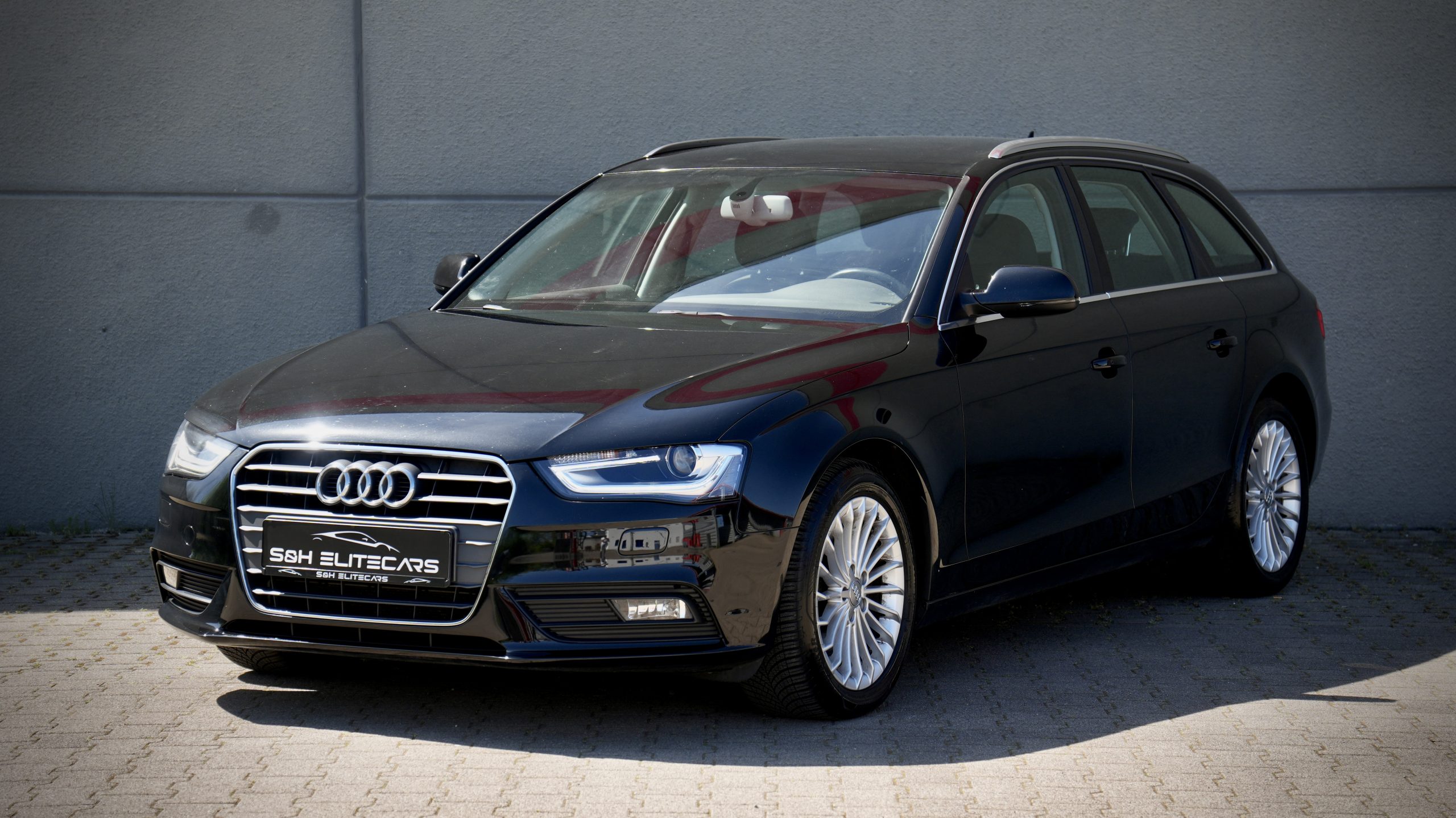 Audi A4 Avant 2.0 TDI - Image 7