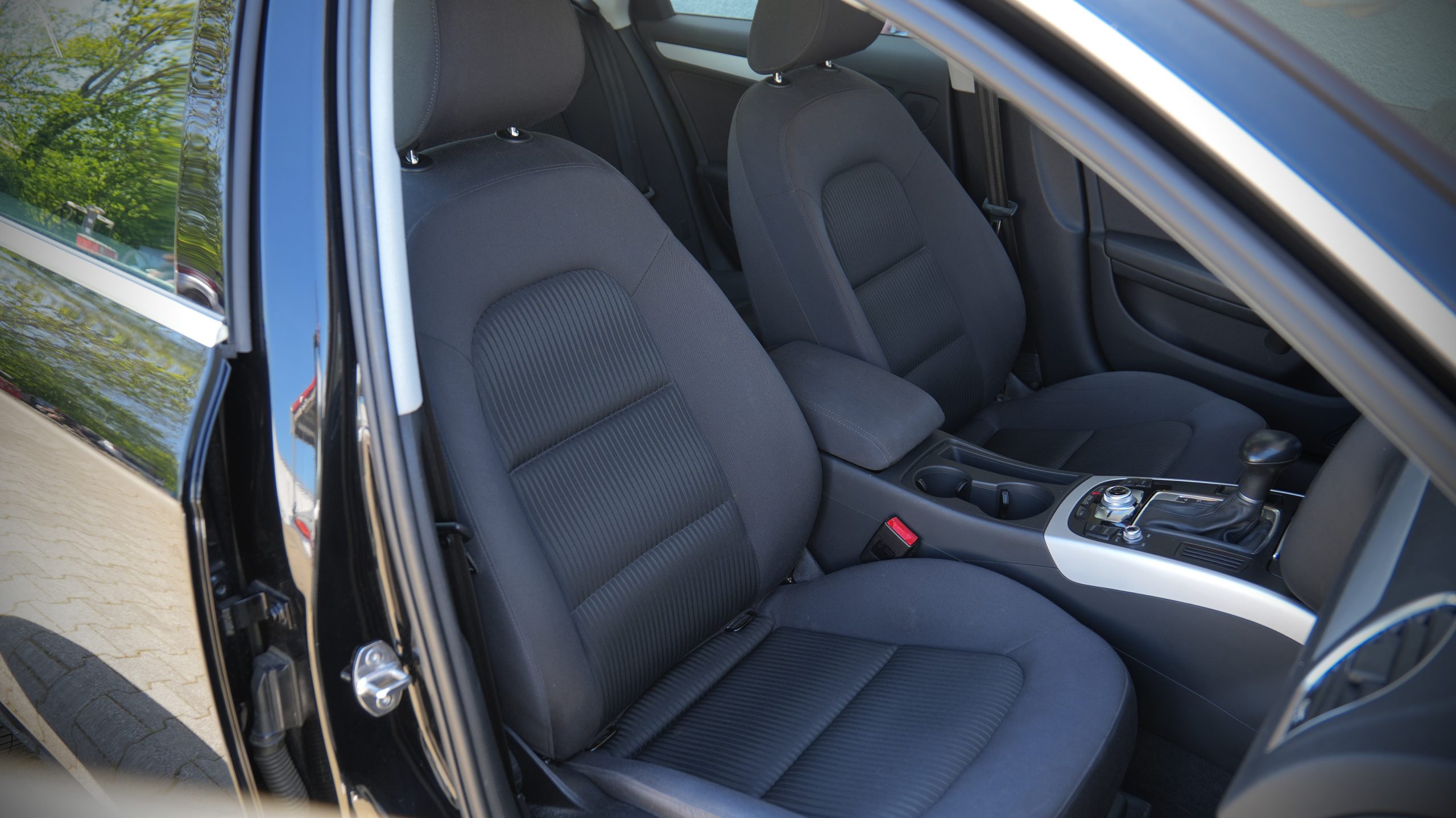 Audi A4 Avant 2.0 TDI - Image 13