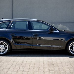 Audi A4 Avant 2.0 TDI - Image 2