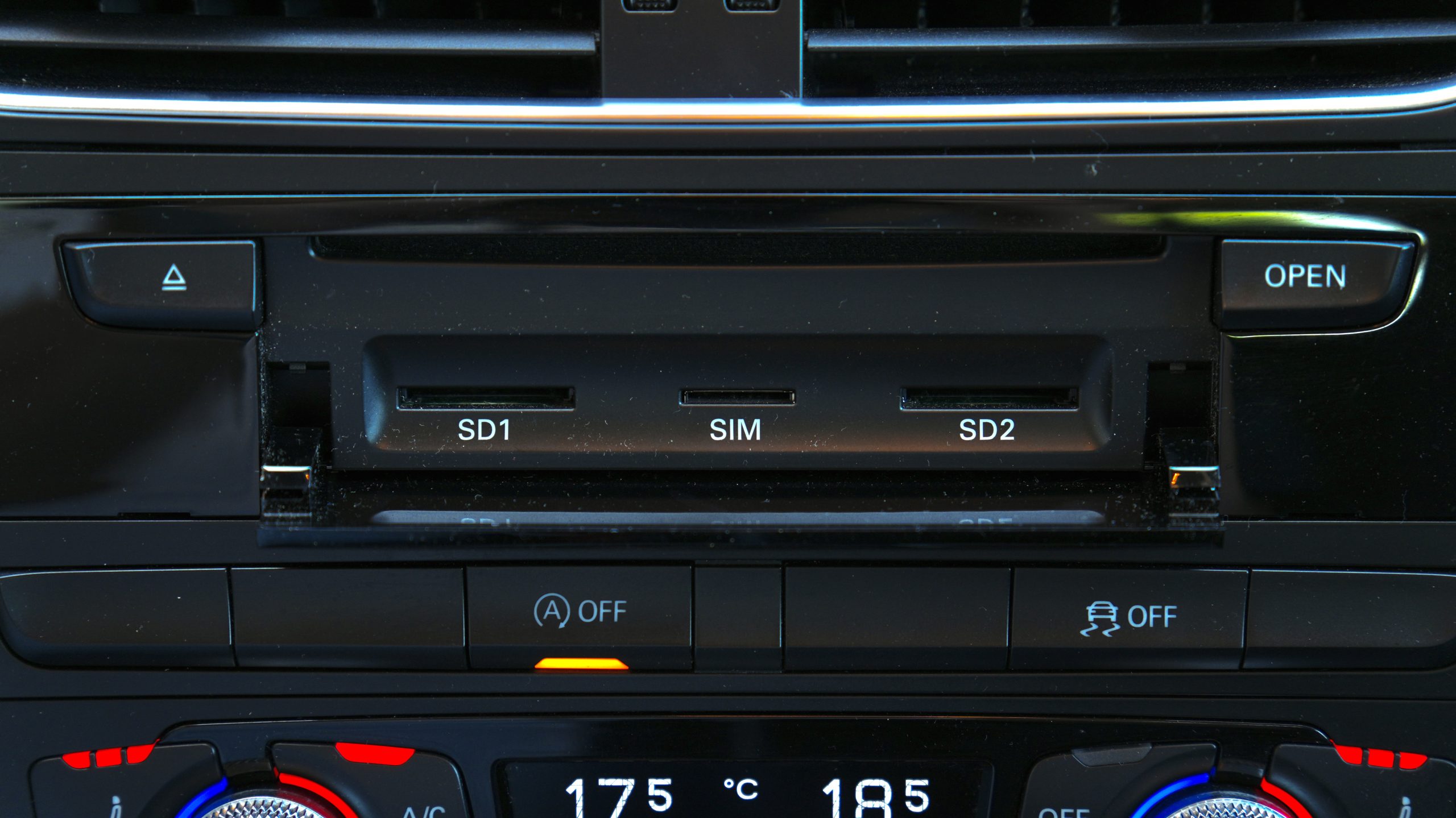 Audi A4 Avant 2.0 TDI - Image 26