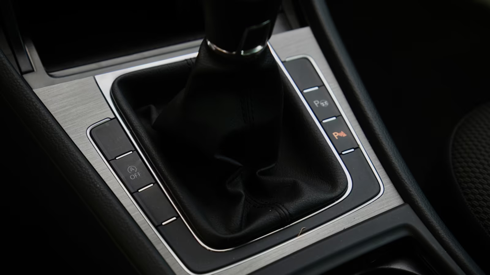 VW Golf VII - Image 19
